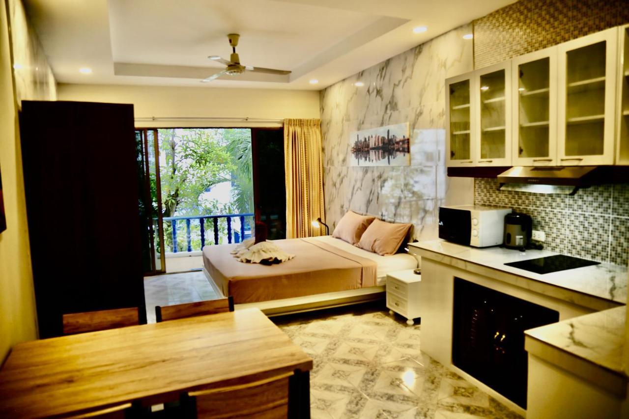 The Club Inn - Pantai Kamala Bagian luar foto